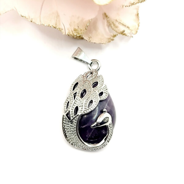 AMETISZT PÁVA MEDÁL